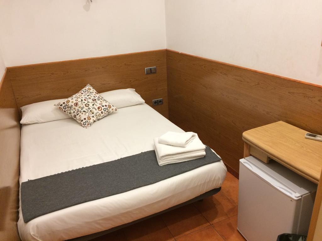 Estudios Pelayo Guest House バルセロナ エクステリア 写真